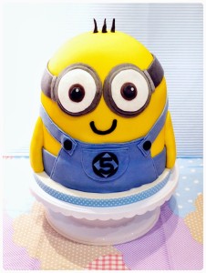 Cherie Kelly's Despicable Me Minion Cake