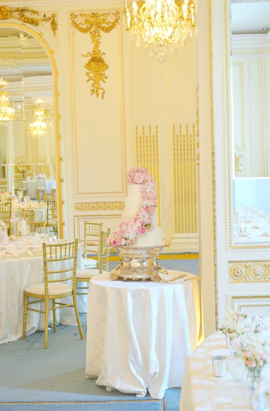 Fresh Flowers Roses Hydrangeas Sweet Pea Pink Wedding Cake at Mandarin Oriental Hyde Park Cherie Kelly cakes and flowers London